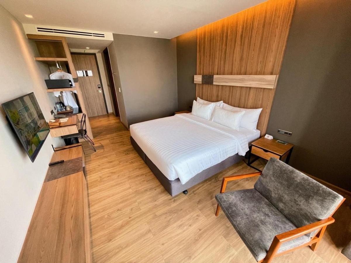 The Teak Hotel Mae Sot Esterno foto