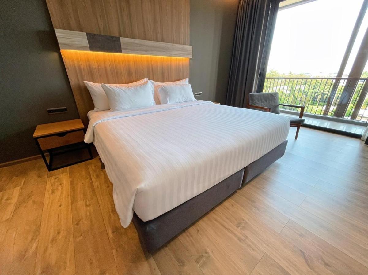 The Teak Hotel Mae Sot Esterno foto